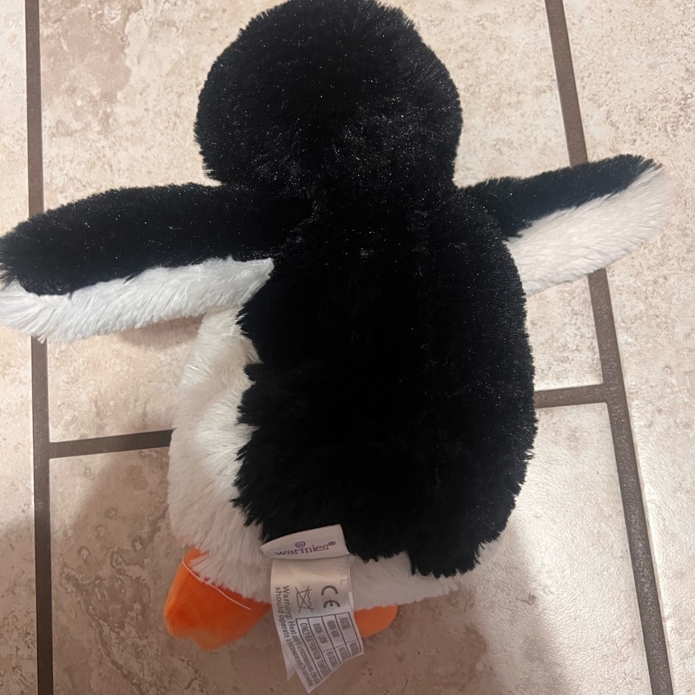 Penguin Warmie - Picture 2 of 3